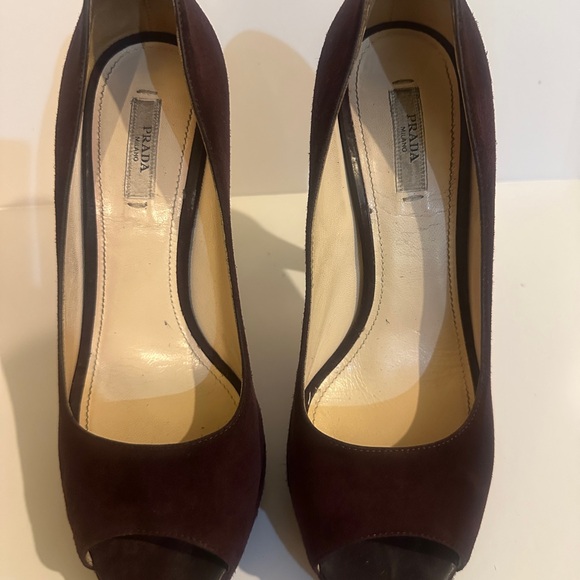 Suede Prada Peeptoe Pumps Sz 38 - Picture 13 of 14